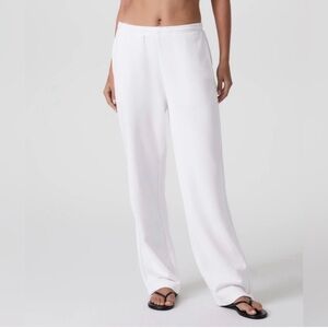 Vuori Sedona Wide Leg Sweatpants